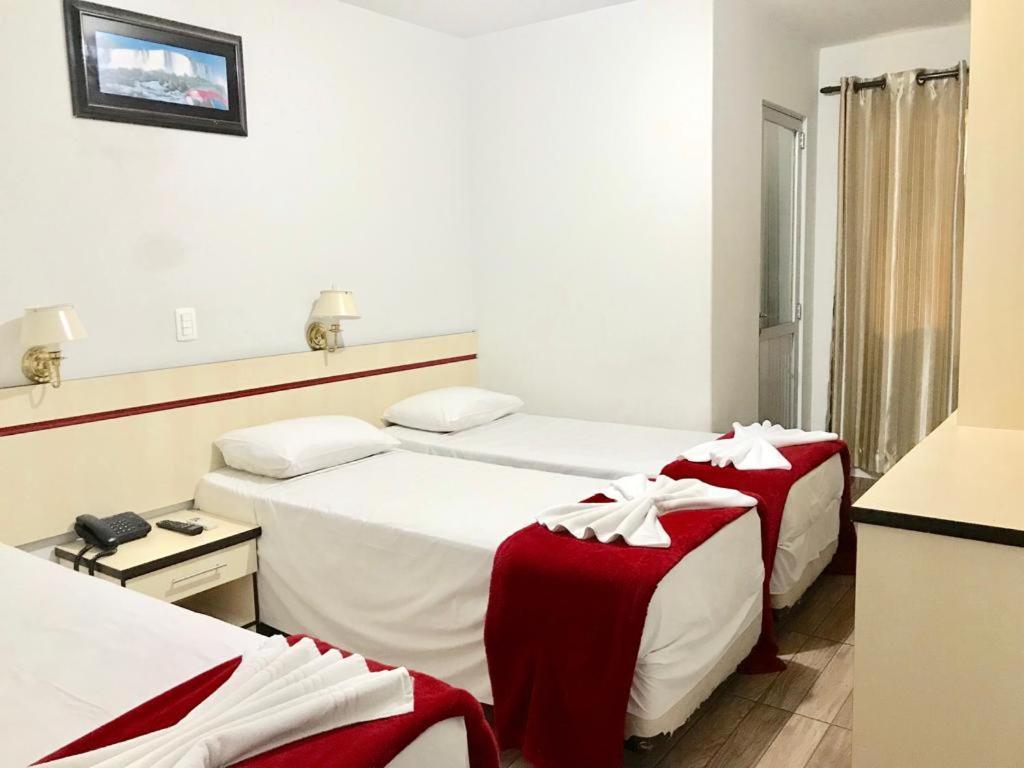 Hotel Stella Solaris Cataratas フォス・ド・イグアス エクステリア 写真