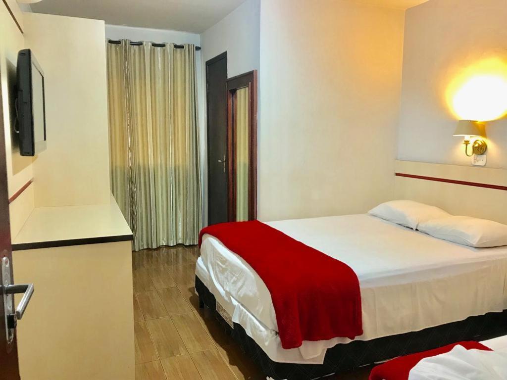 Hotel Stella Solaris Cataratas フォス・ド・イグアス エクステリア 写真