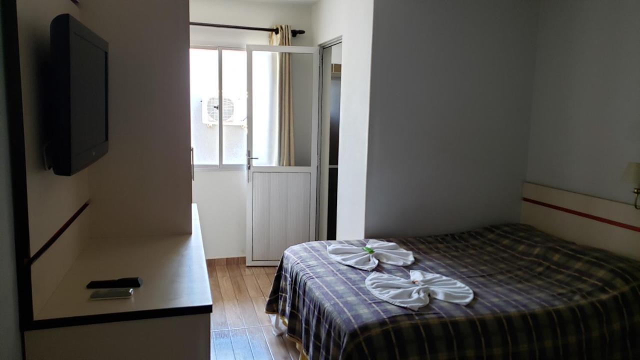 Hotel Stella Solaris Cataratas フォス・ド・イグアス エクステリア 写真