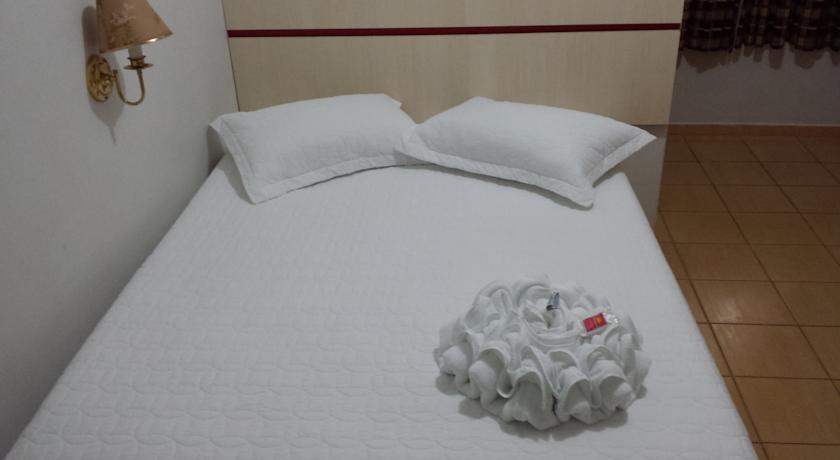 Hotel Stella Solaris Cataratas フォス・ド・イグアス エクステリア 写真