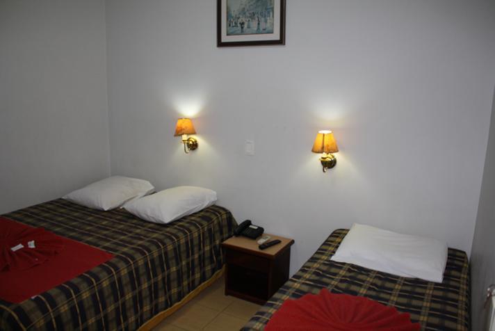Hotel Stella Solaris Cataratas フォス・ド・イグアス エクステリア 写真